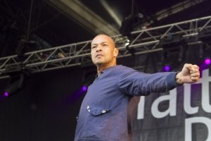 roland gift 111 sm.jpg